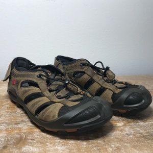 ecco yak sandals